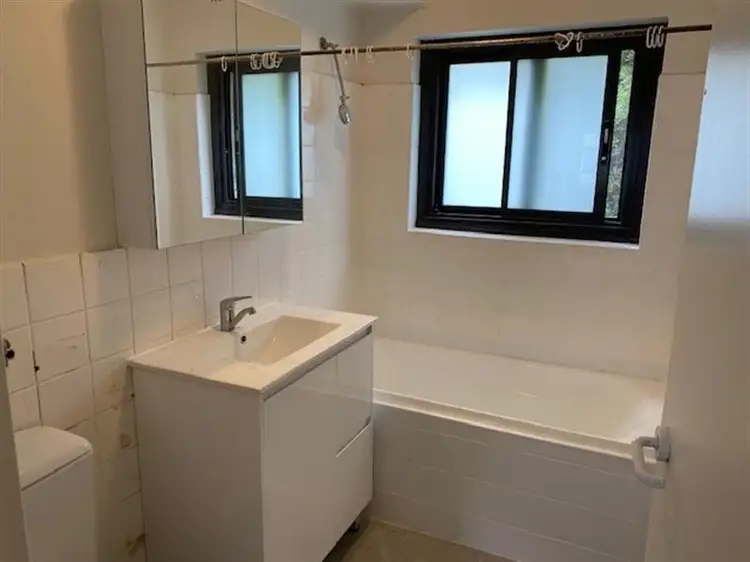 Fifth view of Homely apartment listing, 25/1A Leeton Avenue, Coogee NSW 2034