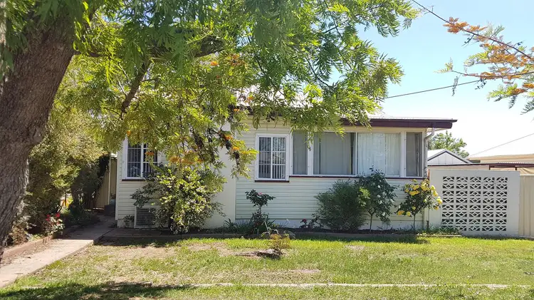 4 Bruce Street, South Tamworth NSW 2340