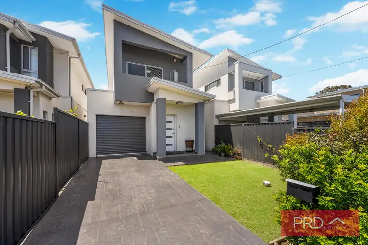 33a Evans Street