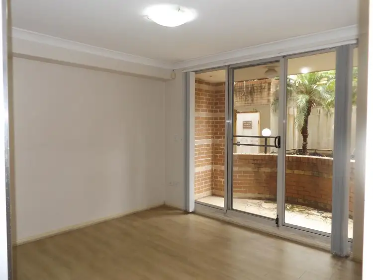 Fifth view of Homely apartment listing, 5/2 Conie Avenue, Baulkham Hills NSW 2153