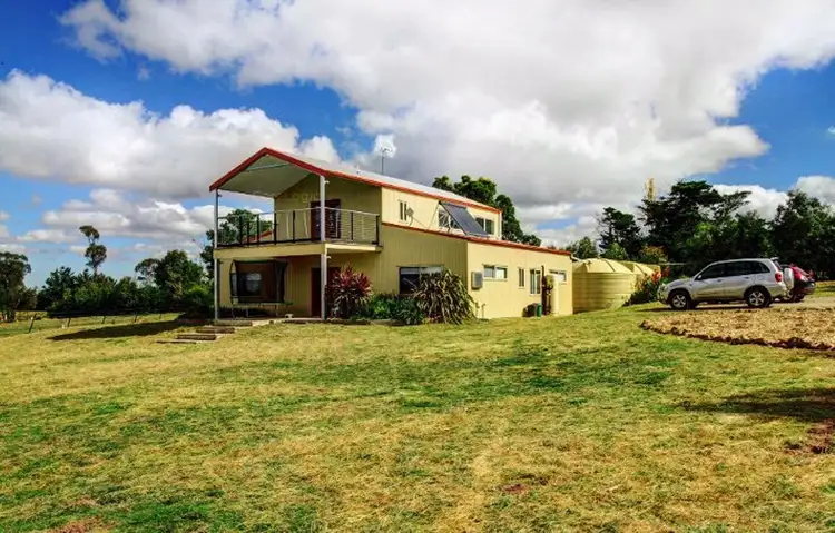 13 Devoncourt Road, Uralla NSW 2358