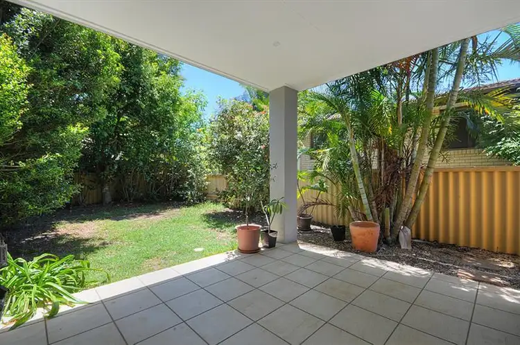 Seventh view of Homely semi-detached listing, 2/37 Mountain View Ave, Miami QLD 4220