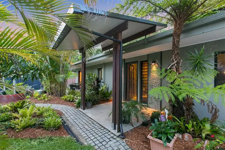 44 Messines Ridge Rd, Tarragindi QLD 4121