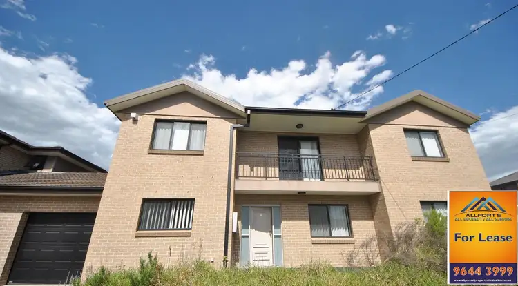 15 Elke Crescent