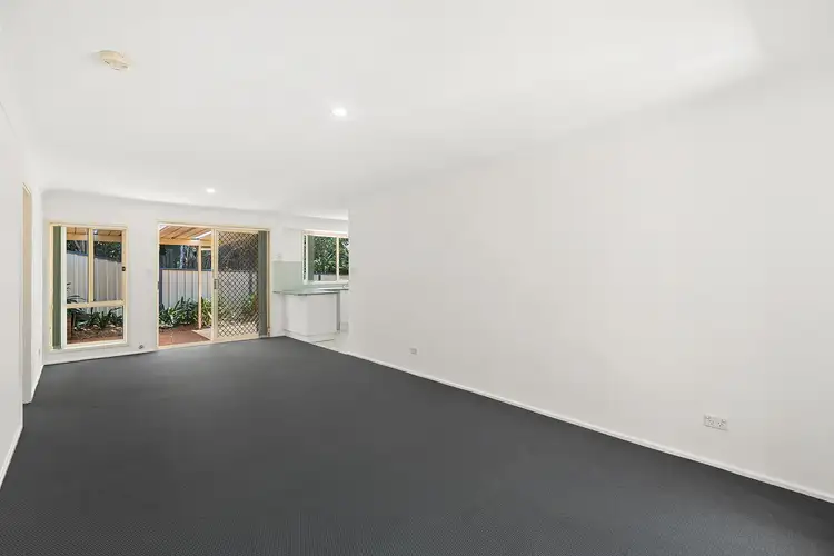 Second view of Homely villa listing, 2/10 Hillcrest Street, Wollongong NSW 2500
