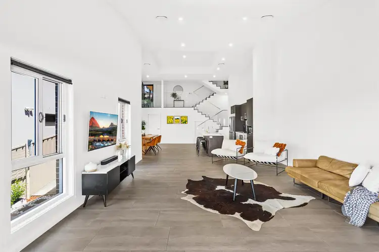 Fourth view of Homely house listing, 5 Aitkin Place, Lake Heights NSW 2502