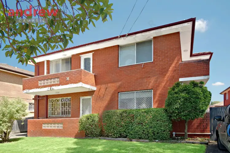2/31 Gould Street, Campsie NSW 2194