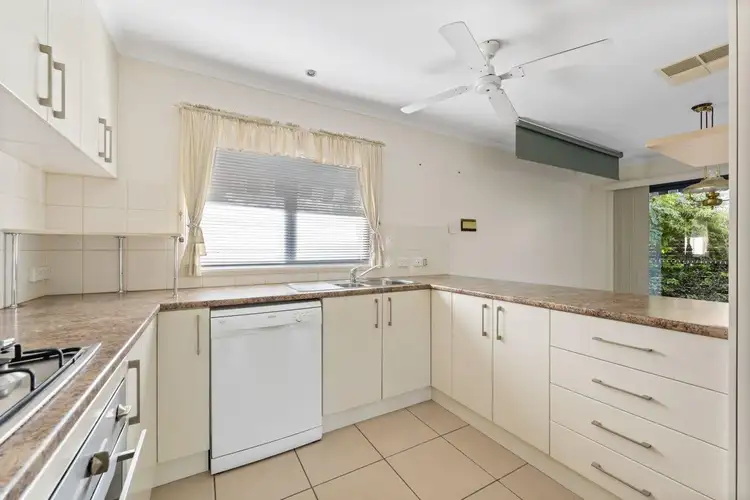 Fifth view of Homely unit listing, 1/485 Kaitlers Road, Lavington NSW 2641