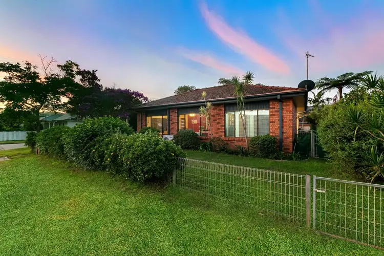 1A Rothwell Street Aka 40 Du Road, Woy Woy NSW 2256