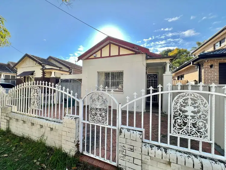 41 Second Avenue, Campsie NSW 2194