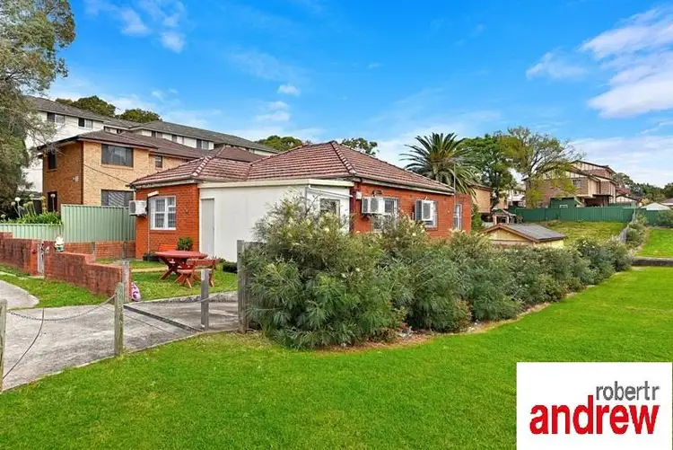 68 Fourth Avenue, Campsie NSW 2194