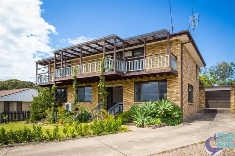 30 Binalong St, Dalmeny NSW 2546