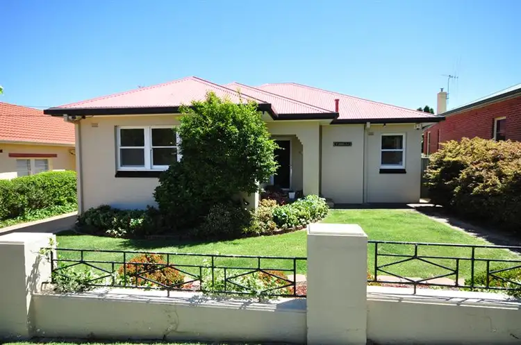 87 Franklin Rd, Orange NSW 2800