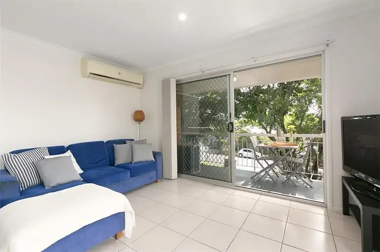 Fourth view of Homely apartment listing, 1/22 Ashby  St, Fairfield QLD 4103