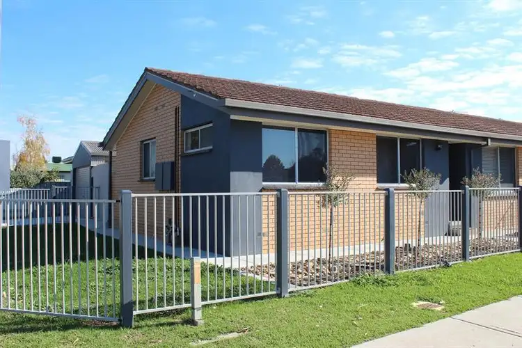 Main view of Homely unit listing, 1/460 Douglas Rd, Lavington NSW 2641