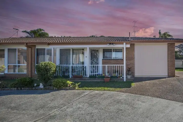 40 Gilbert Ave, Gorokan NSW 2263