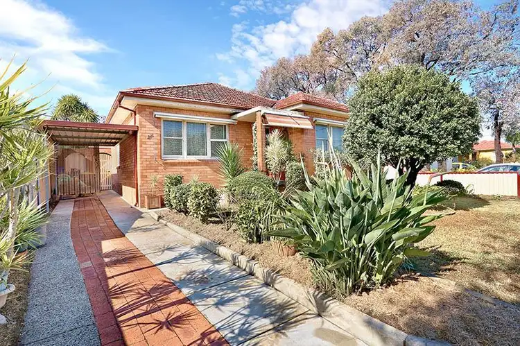 211 Hector St, Sefton NSW 2162