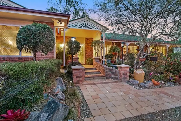 17 Byrnes Rd, Joyner QLD 4500