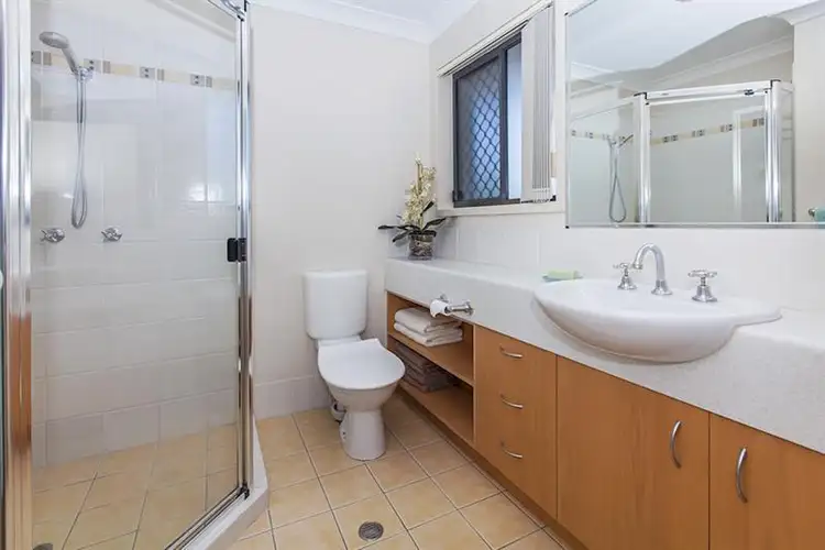 Sixth view of Homely townhouse listing, 2/15 Grosvenor St, Yeerongpilly QLD 4105