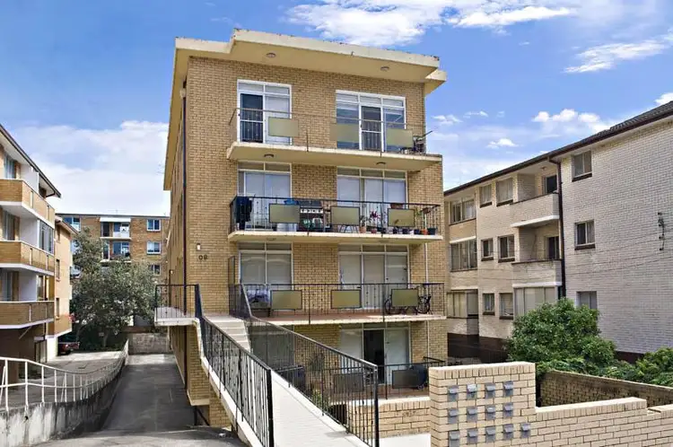 1/106 Mount St, Coogee NSW 2034