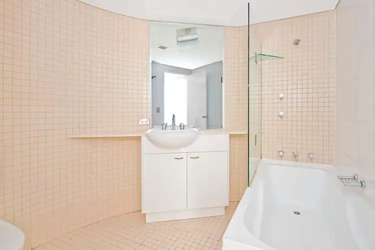 Sixth view of Homely apartment listing, 301/200 William St, Woolloomooloo NSW 2011