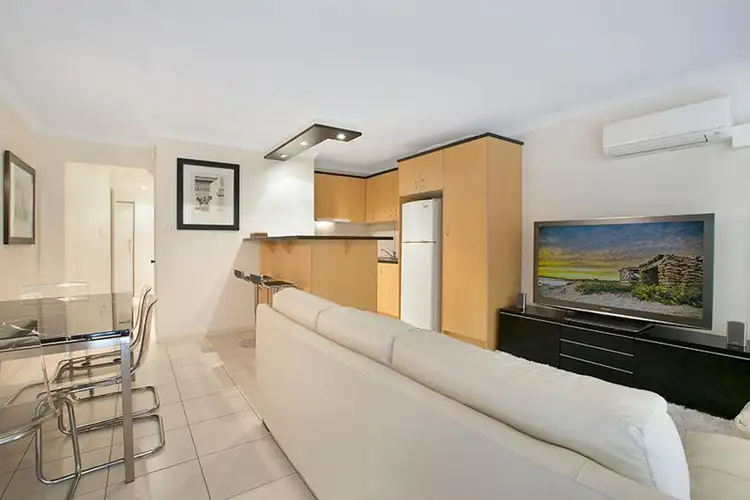 Sixth view of Homely unit listing, 4/115 Park Rd, Yeronga QLD 4104