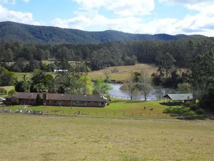 610 WOOTTON  Way, Bulahdelah NSW 2423