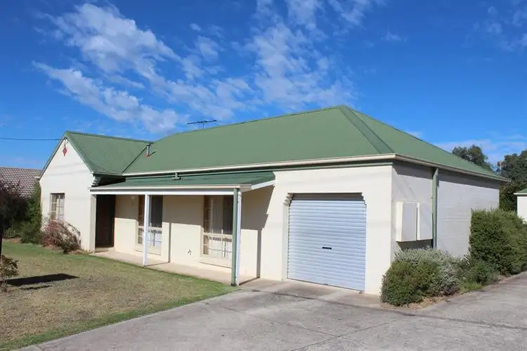 4/577 Webb St, Lavington NSW 2641