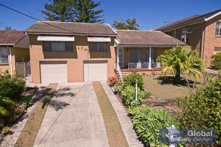 55 Cressington Way, Wallsend NSW 2287