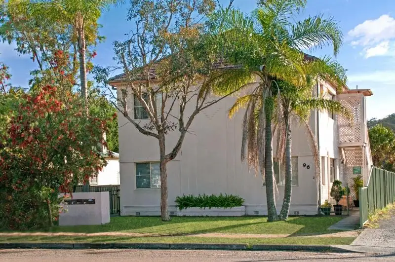 Main view of Homely unit listing, 2/96 Booker Bay  Rd, Booker Bay NSW 2257