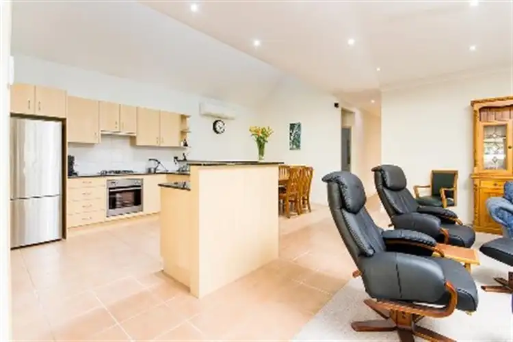 Sixth view of Homely house listing, 8 Lilac Cl, Fletcher NSW 2287