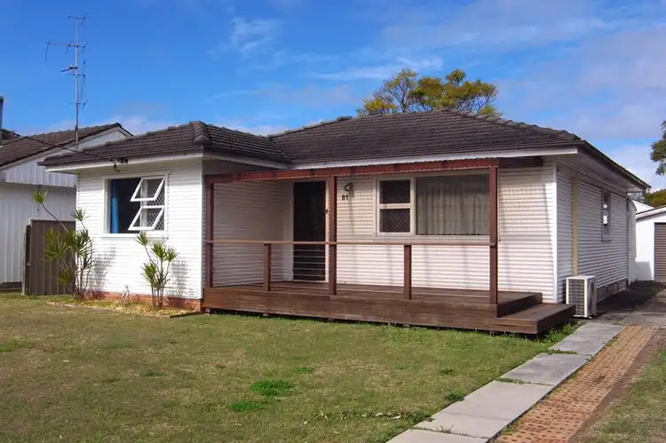 81 Dunban  Rd, Woy Woy NSW 2256