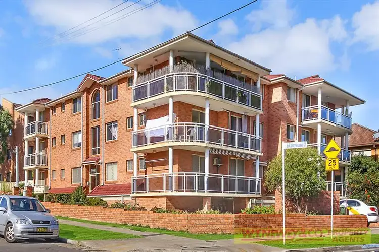 7/9 Sir Joseph Banks St, Bankstown NSW 2200