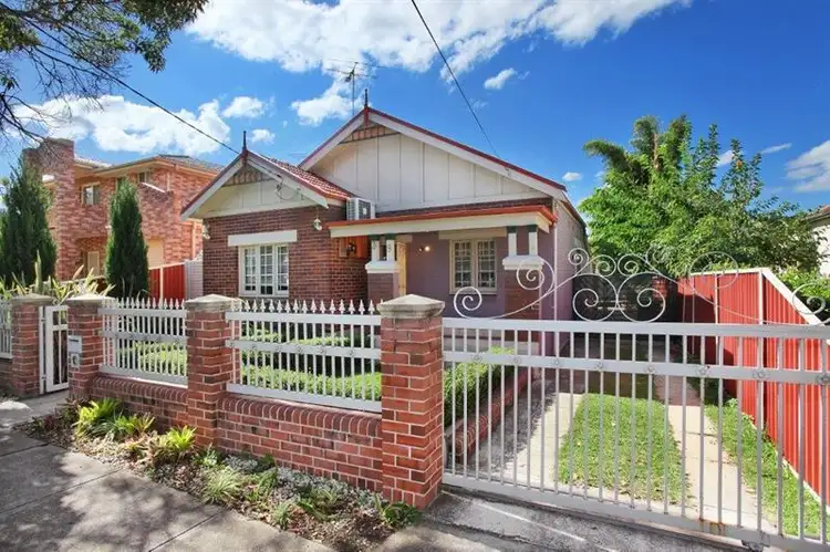 38 Charlotte St, Campsie NSW 2194
