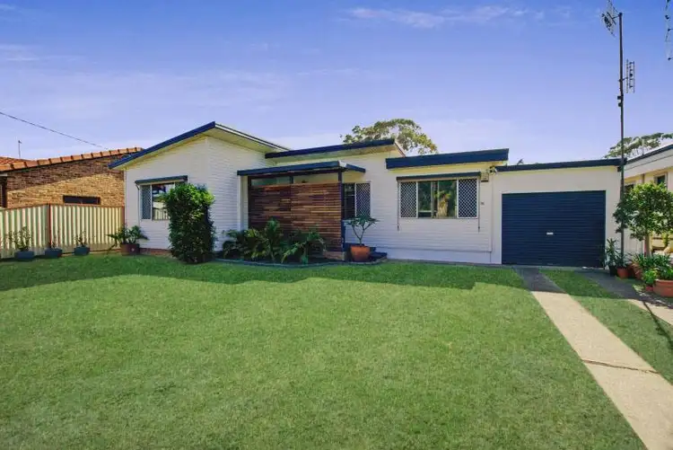 10 Michele Ave, Noraville NSW 2263
