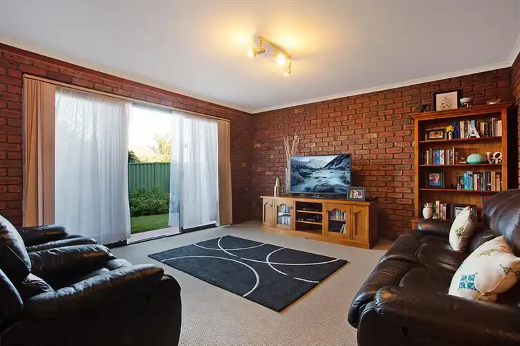2/23 Yarrawood Ave, Merimbula NSW 2548