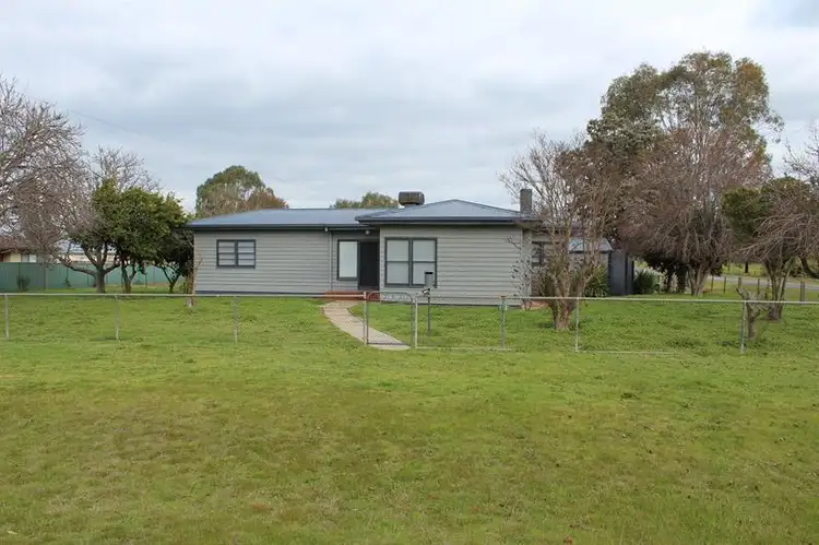Main view of Homely house listing, 2 Hawkins St, Howlong NSW 2643