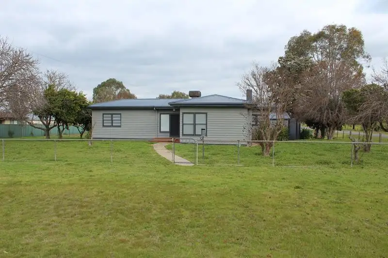 Main view of Homely house listing, 2 Hawkins St, Howlong NSW 2643