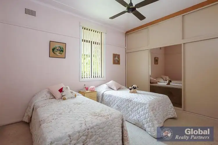Sixth view of Homely house listing, 5 Tobruk Cres, Shortland NSW 2307