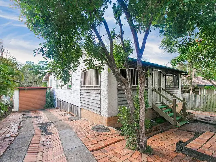 19 Lewisham St, Annerley QLD 4103