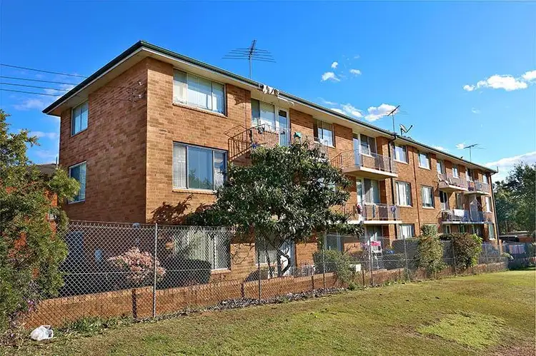 6/88 Regent St, Regents Park NSW 2143