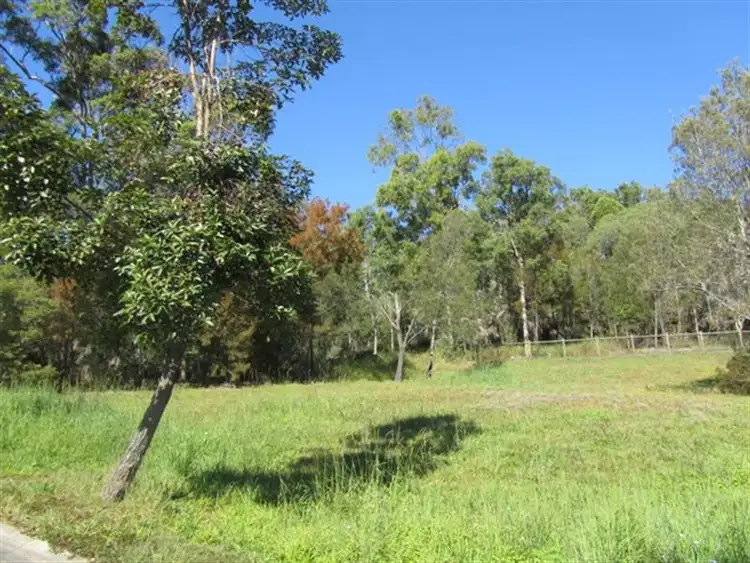 2 Grove Creek  Rd