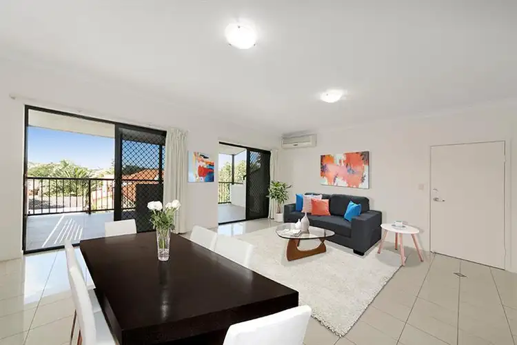 Second view of Homely unit listing, 8/11 Onslow St, Ascot QLD 4007