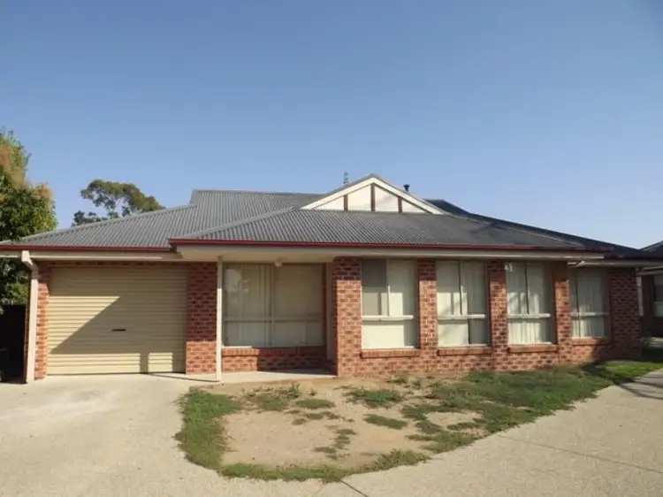 Second view of Homely block of units listing, 3 and 4/711 East St, Albury NSW 2640