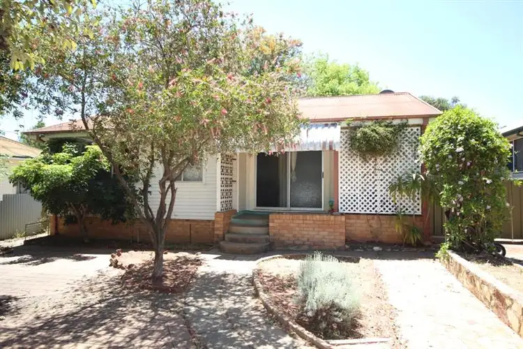 24 Naman St, Dubbo NSW 2830