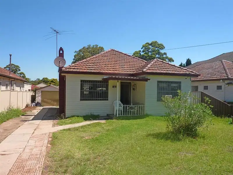 Main view of Homely house listing, 5 Shenstone Rd, Riverwood NSW 2210
