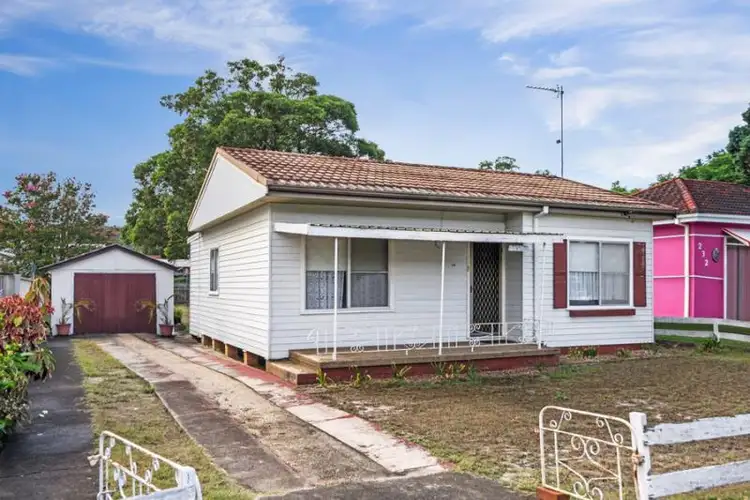 230 Ocean Beach Rd, Woy Woy NSW 2256