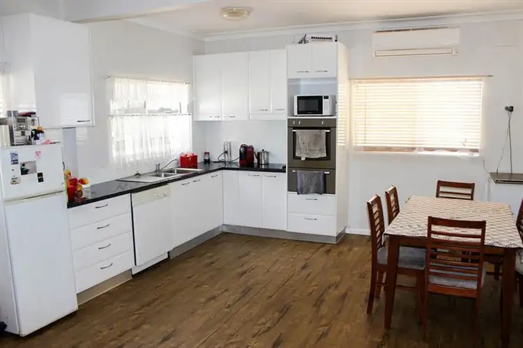 Fifth view of Homely house listing, 11 Sanderson St, Dubbo NSW 2830