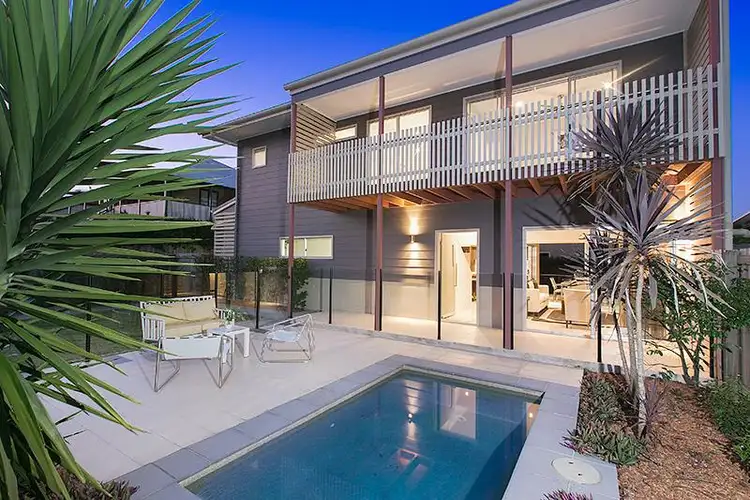 2/99 Ashby St, Fairfield QLD 4103