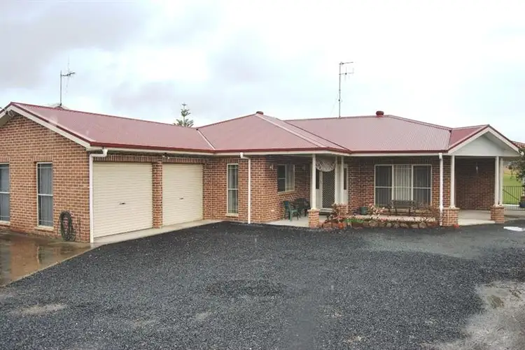 13 Warramutty St, Coomba Park NSW 2428